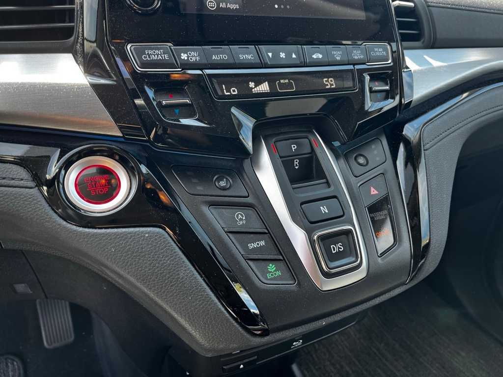 Thumbnail: 2023 Honda Odyssey - 16