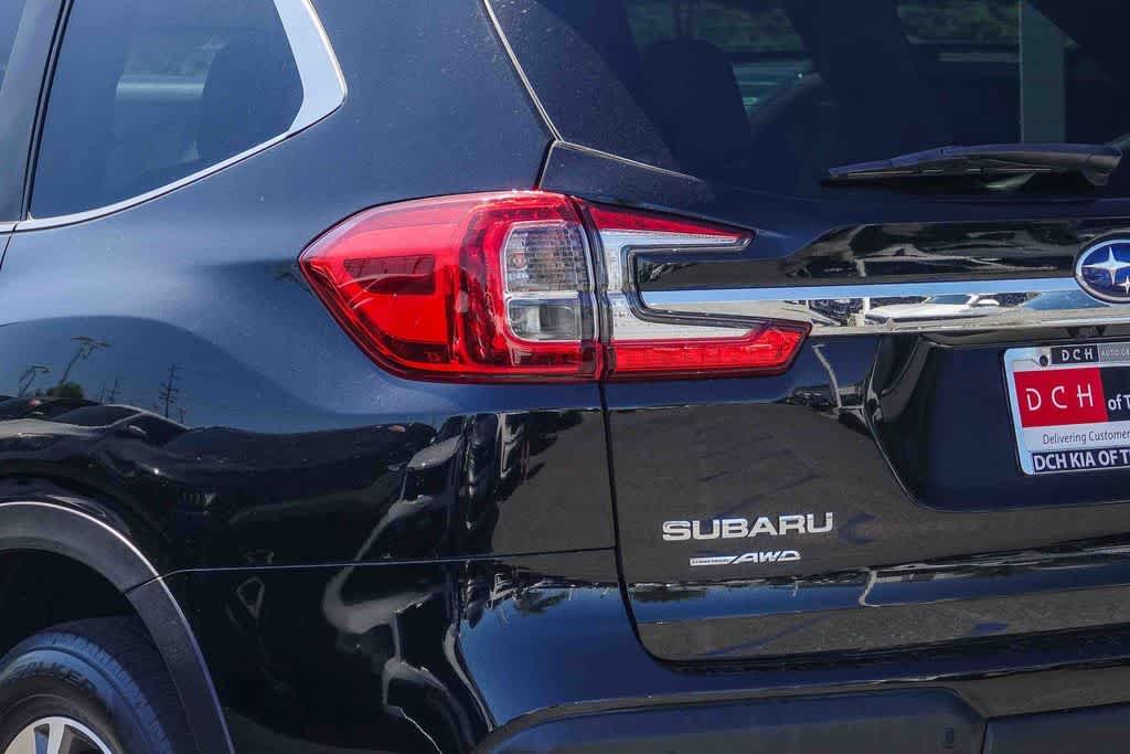 2023 Subaru Ascent Premium 7-Passenger photo 6