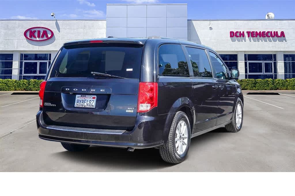 Thumbnail: 2019 Dodge Grand Caravan - 4
