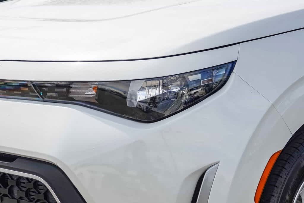 Thumbnail: 2023 Kia Soul - 8