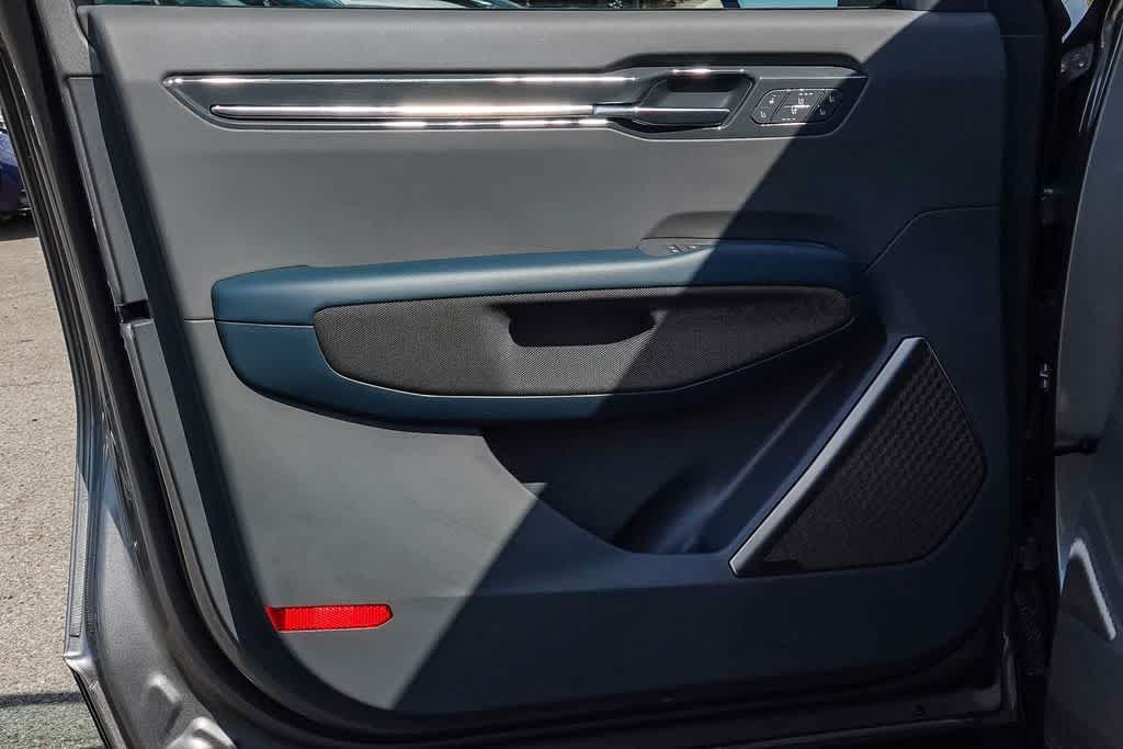Thumbnail: 2024 Kia EV9 - 18