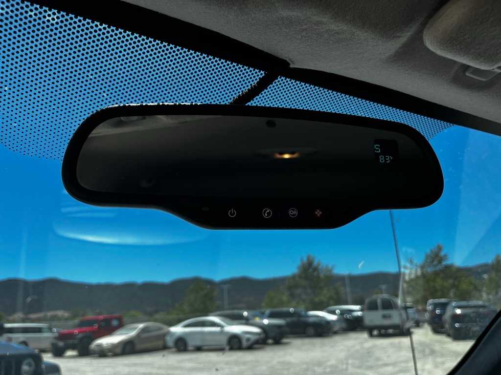 Thumbnail: 2012 Chevrolet Colorado - 17