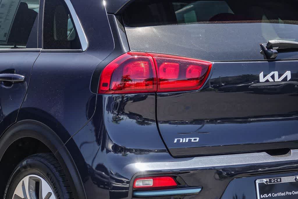 Thumbnail: 2022 Kia Niro - 7
