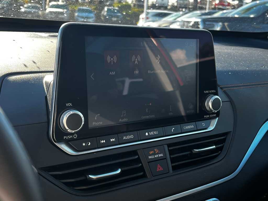 Thumbnail: 2021 Nissan Altima - 15