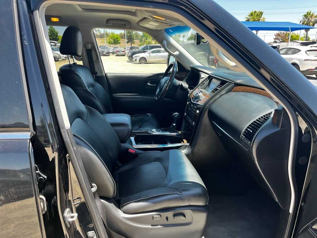 Thumbnail: 2016 INFINITI QX80 - 19