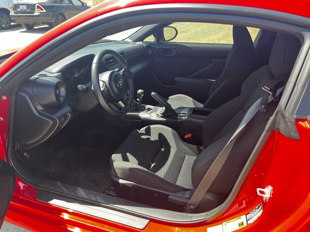 Thumbnail: 2022 Toyota GR86 - 18