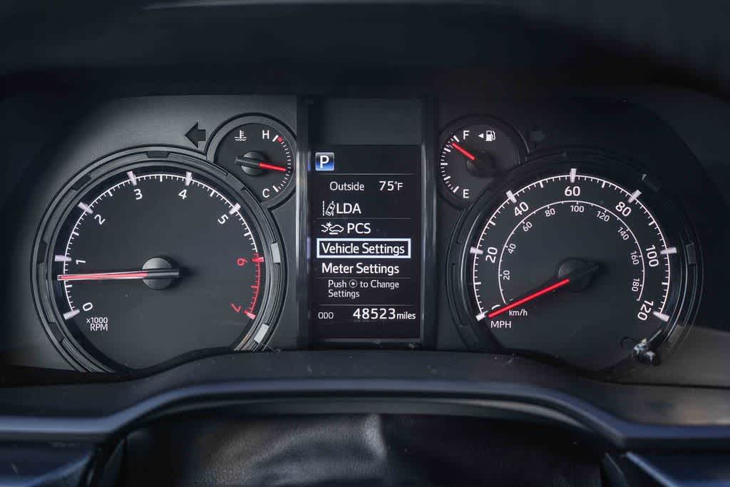 Thumbnail: 2022 Toyota 4Runner - 22