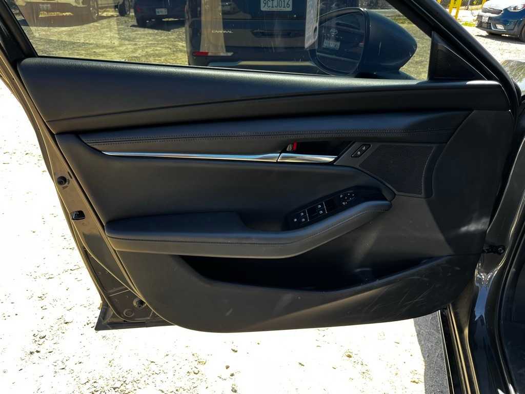 2022 Mazda Mazda3 Preferred 13