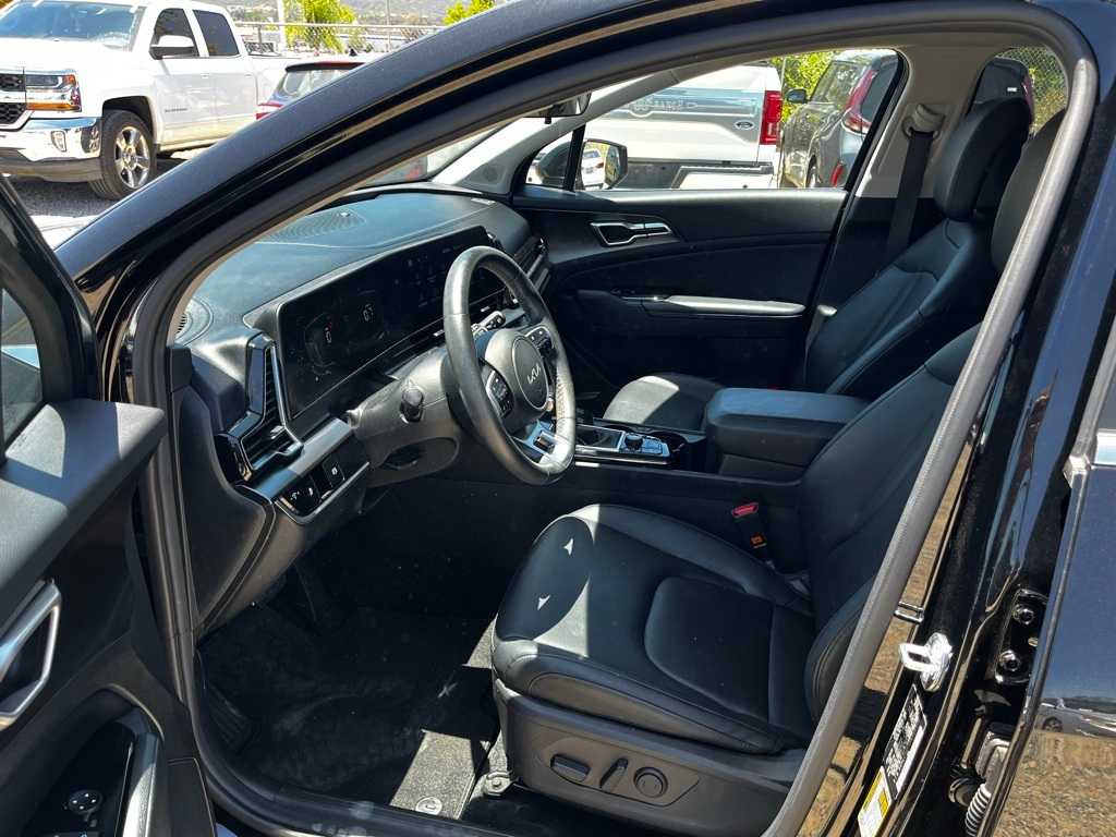 2023 Kia Sportage EX 18