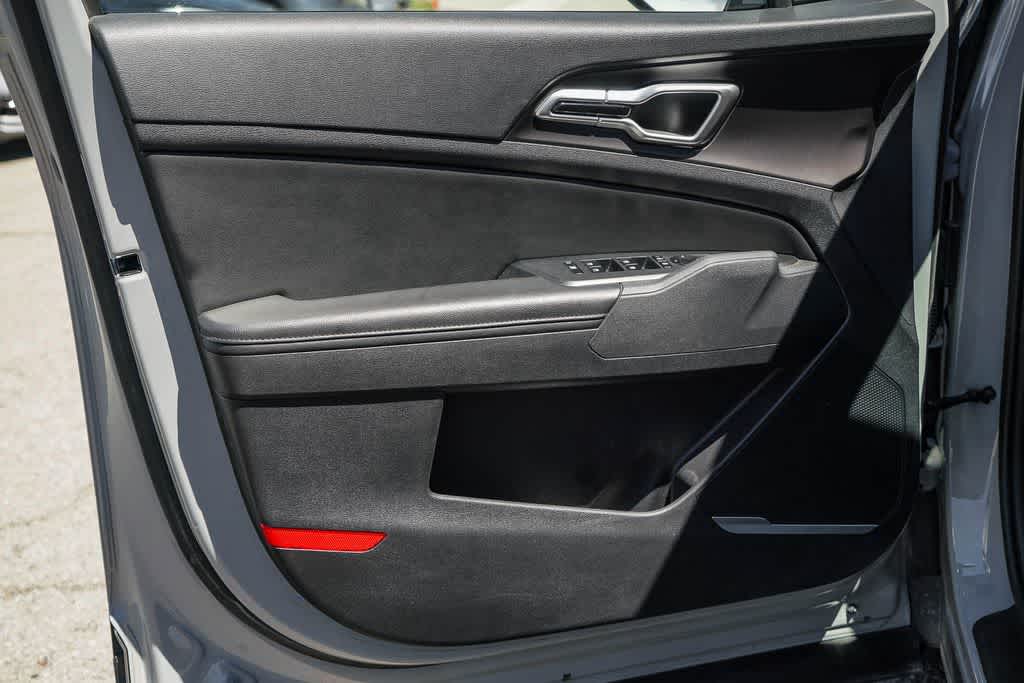 Thumbnail: 2026 Kia Sportage - 18