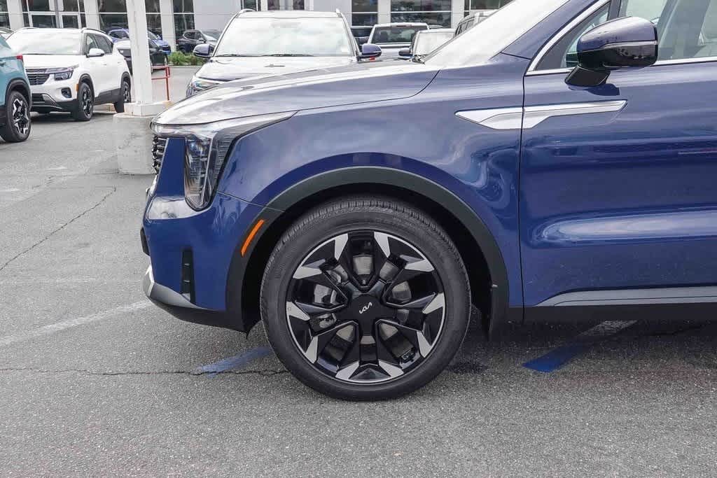 Thumbnail: 2024 Kia Sorento - 9