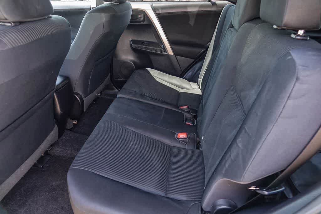 Thumbnail: 2015 Toyota RAV4 - 17