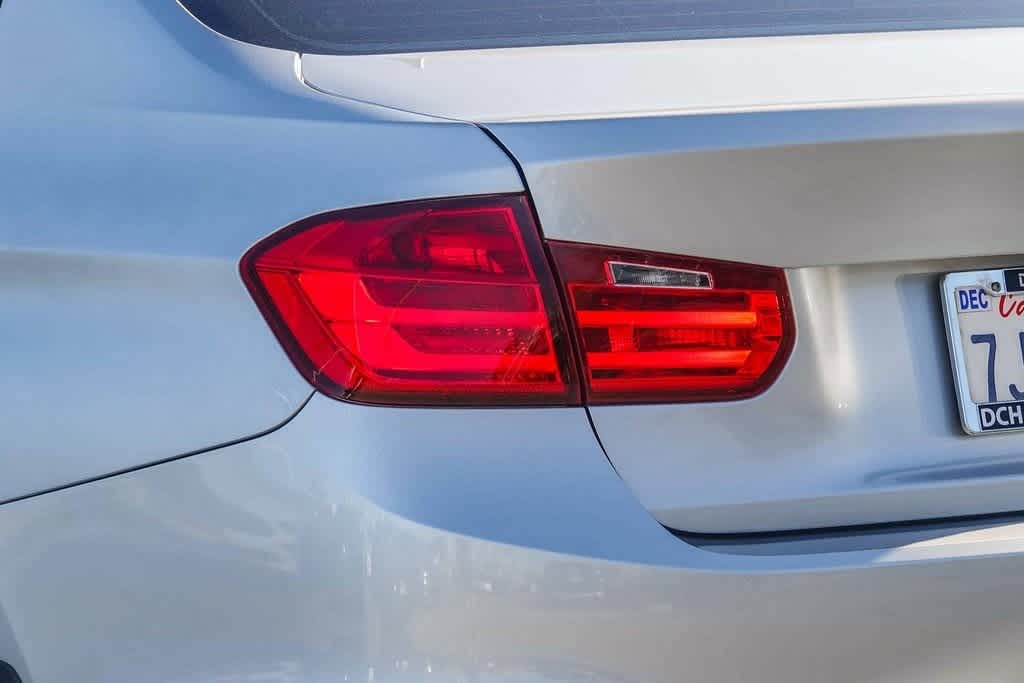 Thumbnail: 2013 BMW 3 Series - 7