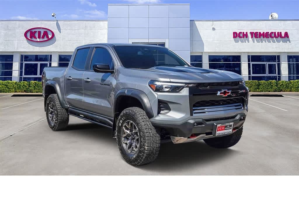 2024 Chevrolet Colorado ZR2 photo 3