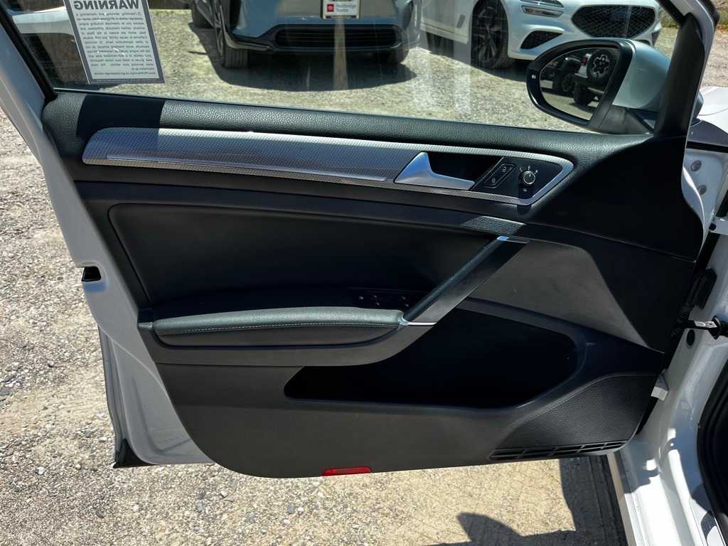 2019 Volkswagen Golf Alltrack SE 13
