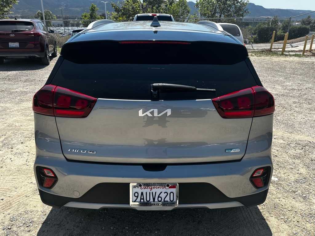 Thumbnail: 2022 Kia Niro - 6