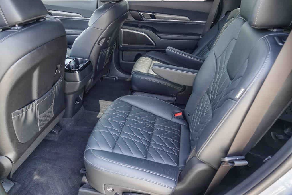 Thumbnail: 2025 Kia Telluride - 17