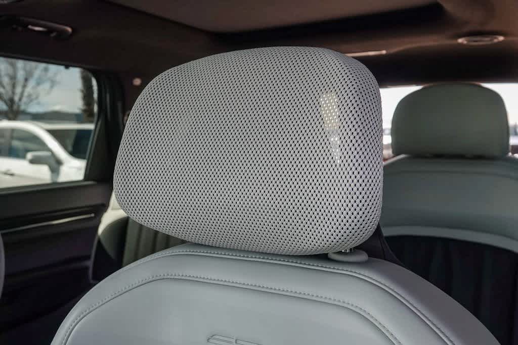 Thumbnail: 2024 Kia EV9 - 24