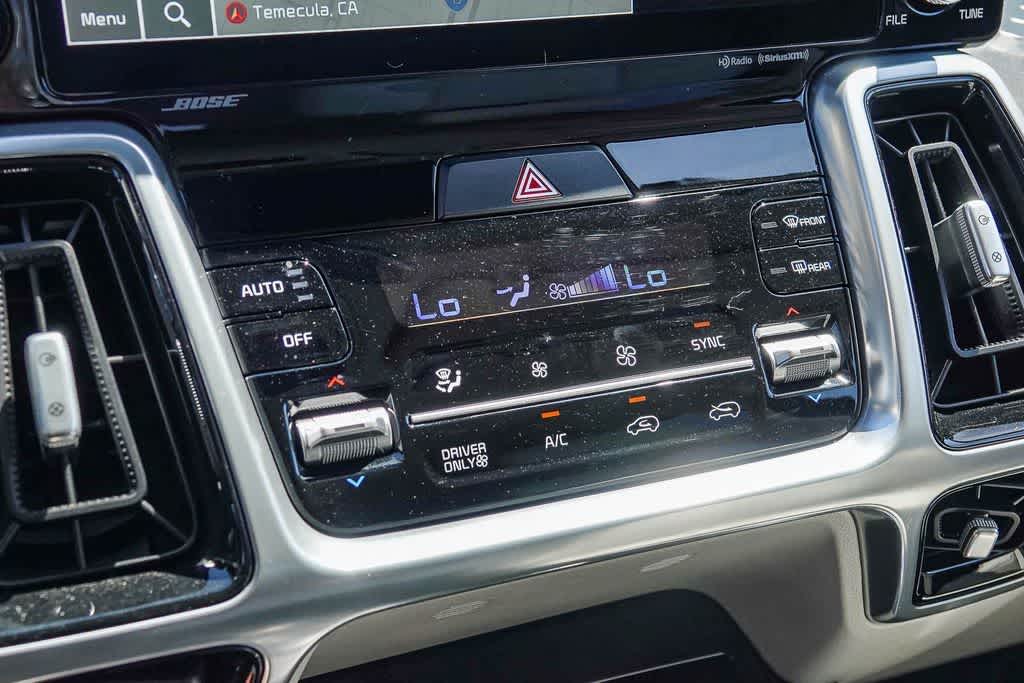 Thumbnail: 2023 Kia Sorento - 21