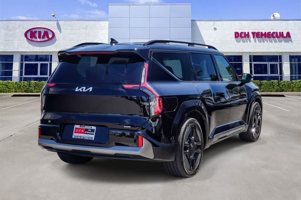 Thumbnail: 2024 Kia EV9 - 4