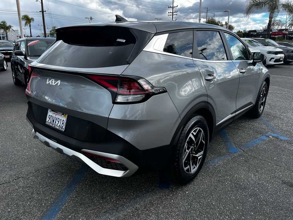 Thumbnail: 2023 Kia Sportage - 5
