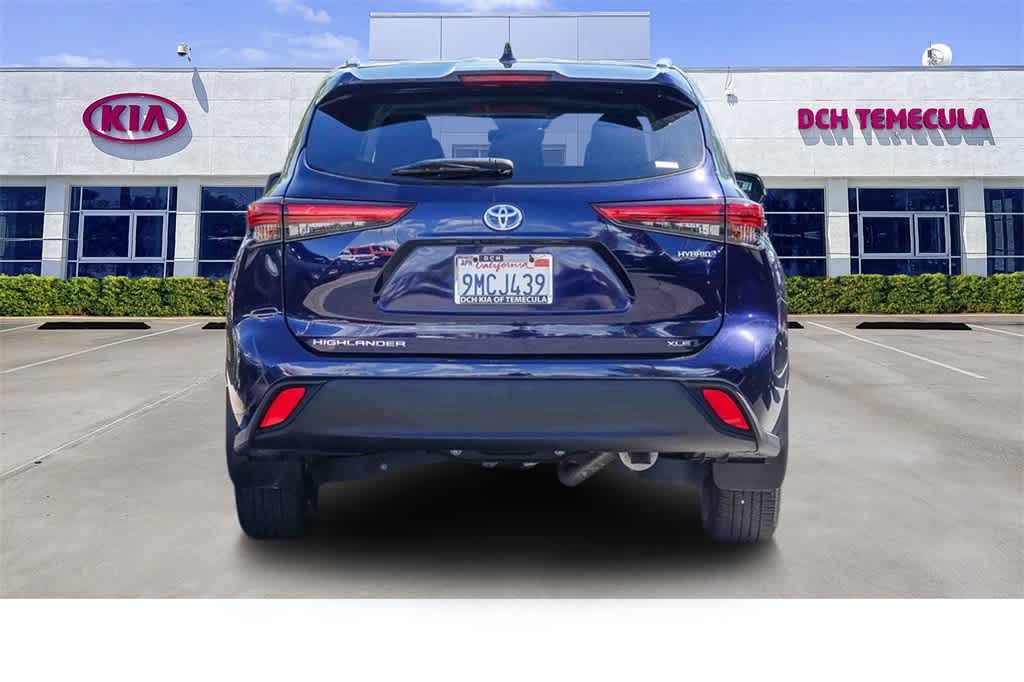 Thumbnail: 2021 Toyota Highlander - 5