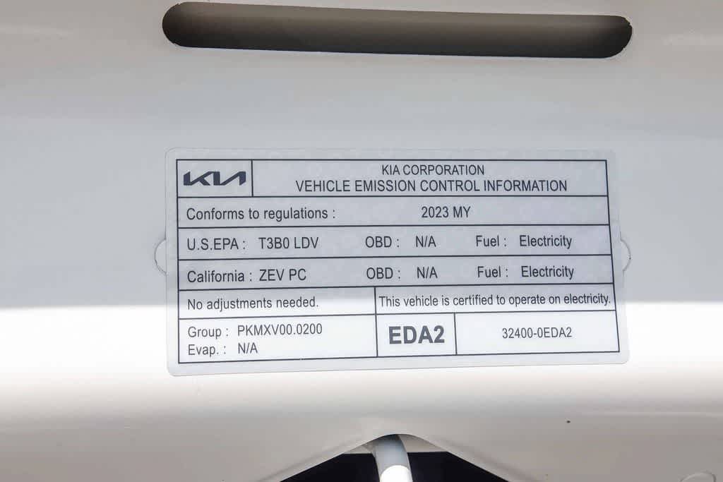 Thumbnail: 2023 Kia Niro - 27