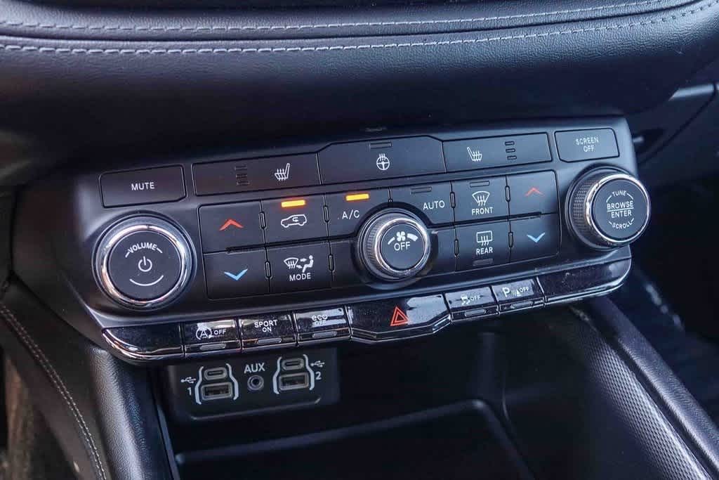 Thumbnail: 2021 Dodge Durango - 23