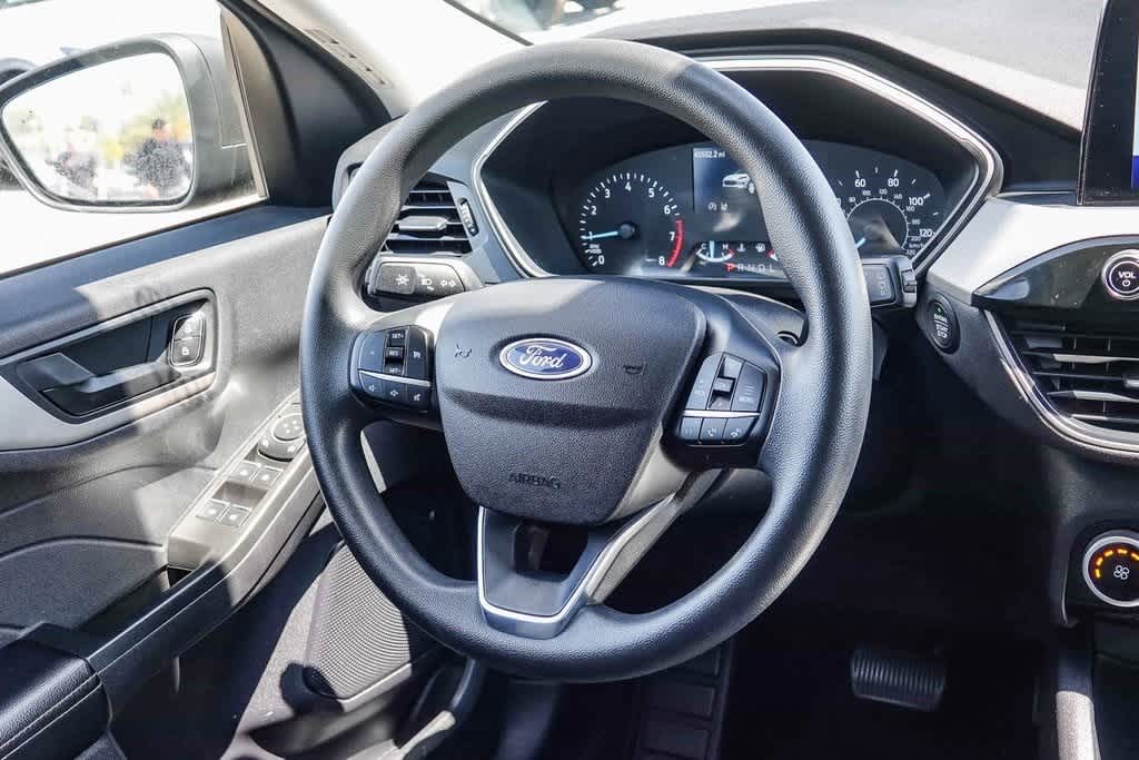 Thumbnail: 2022 Ford Escape - 13