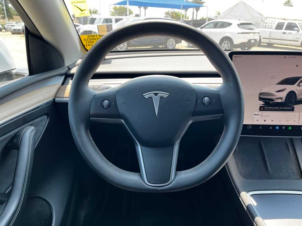Thumbnail: 2023 Tesla Model Y - 21