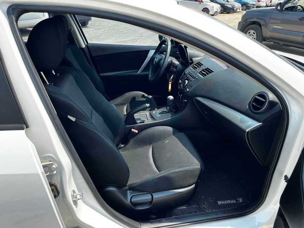 Thumbnail: 2012 Mazda Mazda3 - 19
