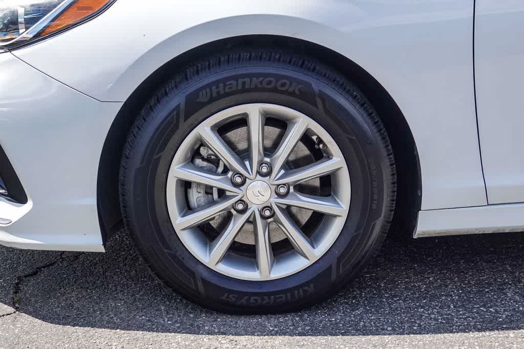 Thumbnail: 2018 Hyundai Sonata - 10