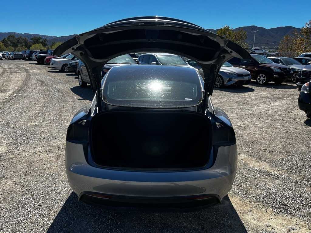 Thumbnail: 2025 Tesla Model 3 - 10