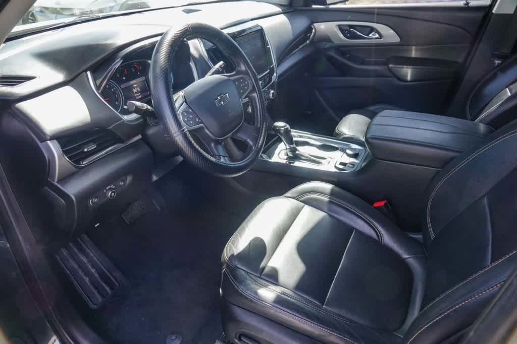 Thumbnail: 2020 Chevrolet Traverse - 16