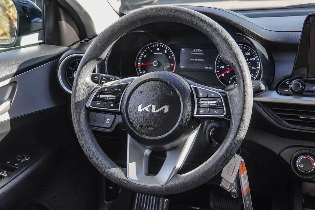 Thumbnail: 2024 Kia Forte - 14