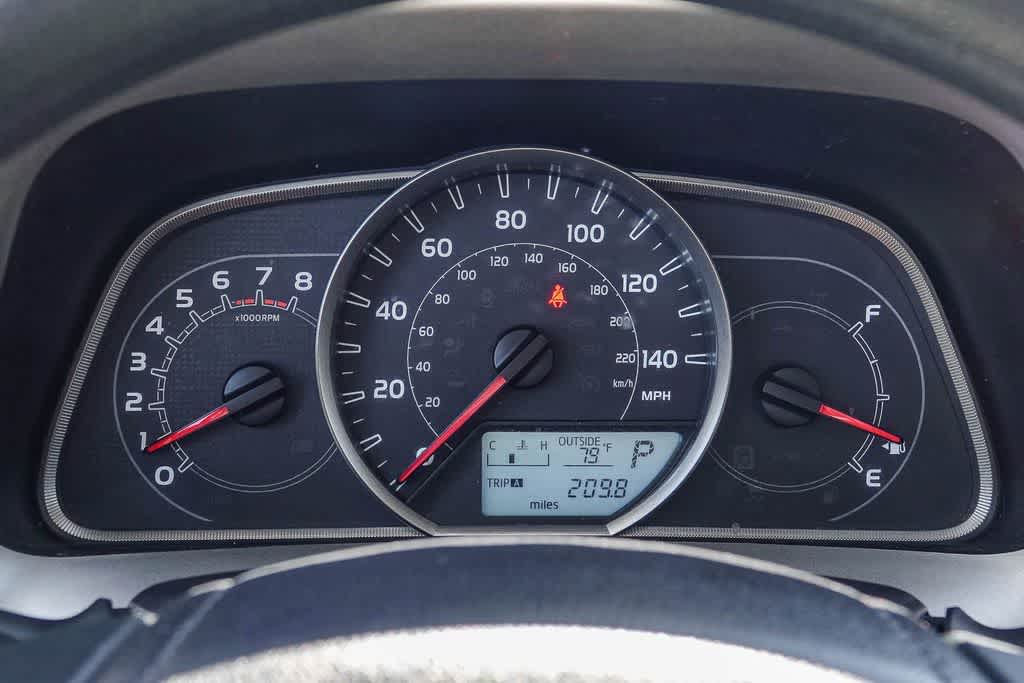 Thumbnail: 2015 Toyota RAV4 - 23