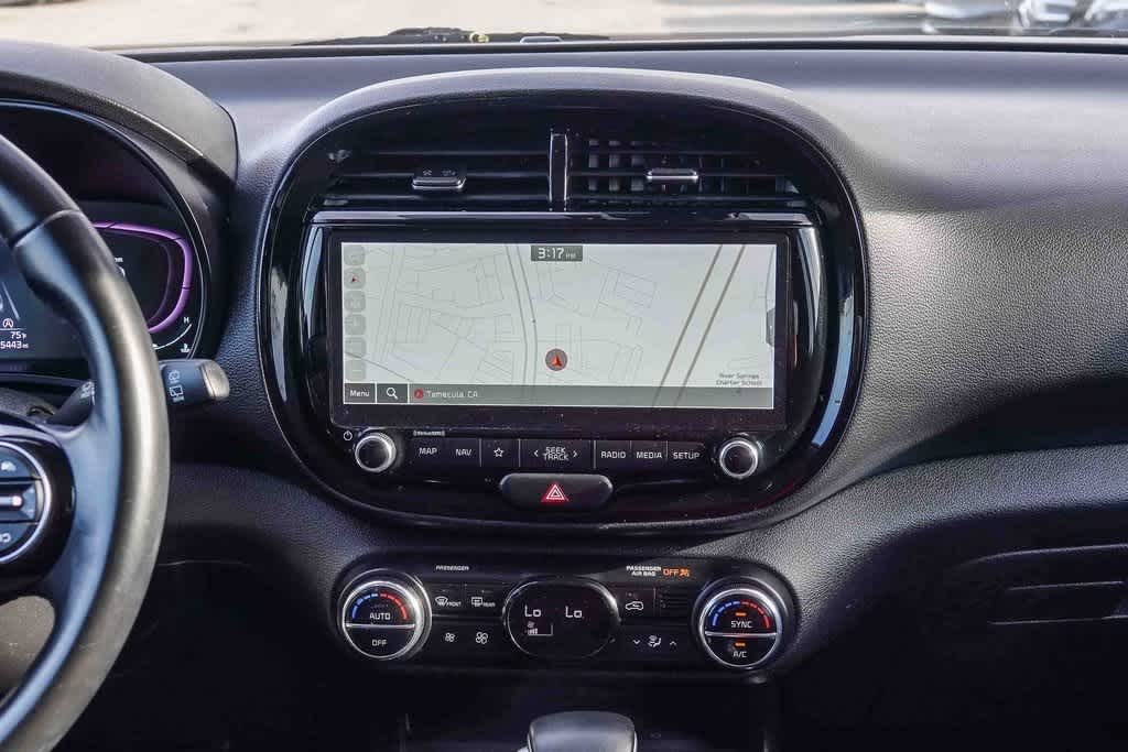 Thumbnail: 2023 Kia Soul - 12