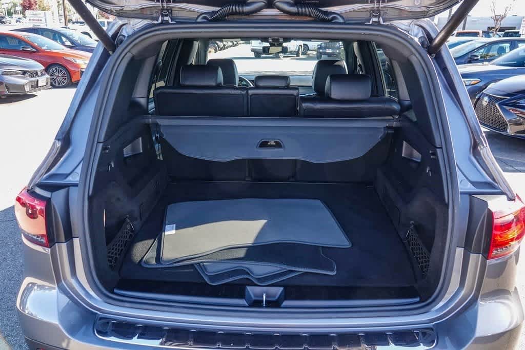 Thumbnail: 2020 Mercedes-Benz GLB - 25