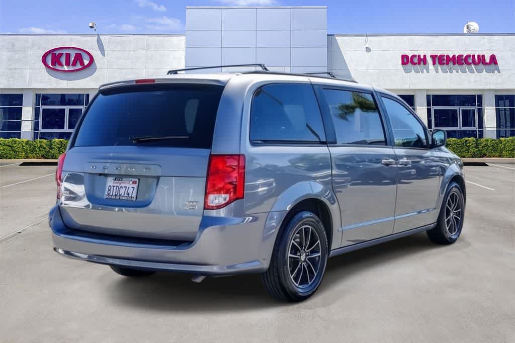 Thumbnail: 2018 Dodge Grand Caravan - 4