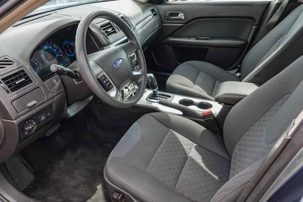 Thumbnail: 2012 Ford Fusion - 15