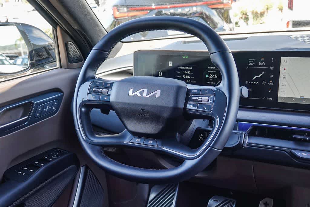 Thumbnail: 2024 Kia EV9 - 14