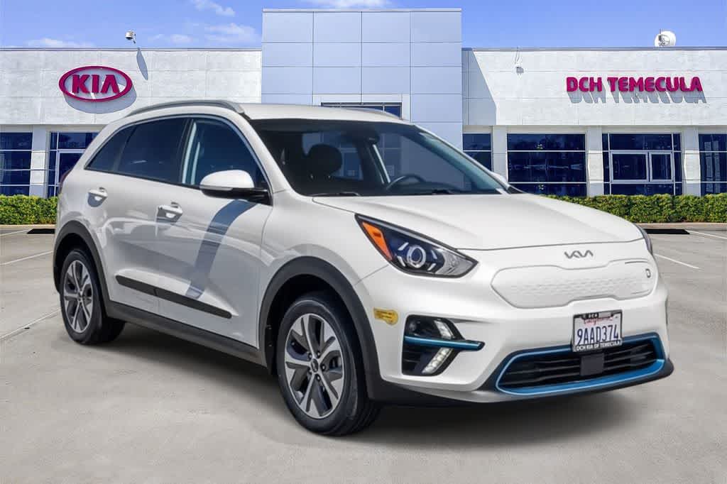 Thumbnail: 2022 Kia Niro - 3