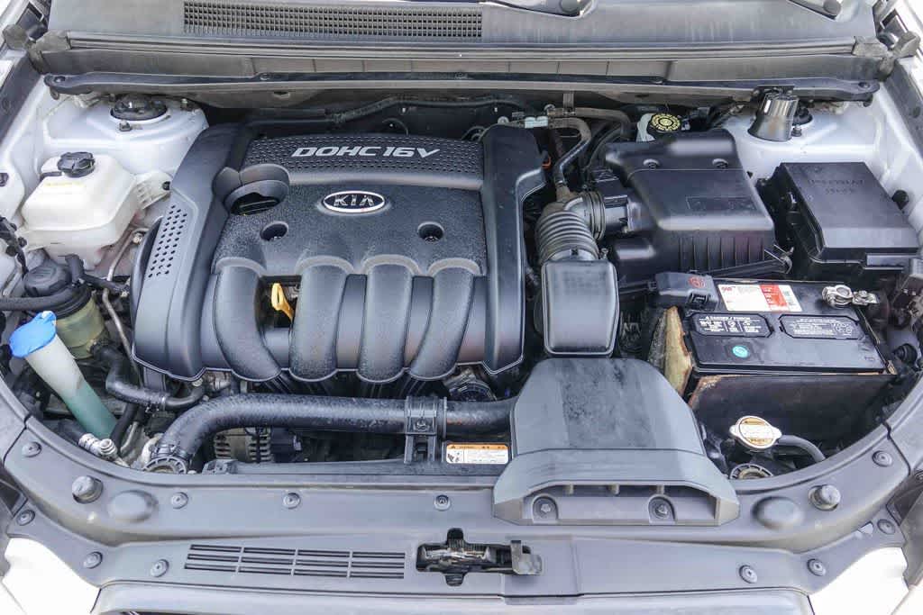 Thumbnail: 2007 Kia Rondo - 27