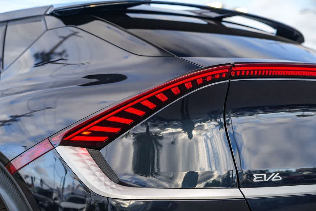 Thumbnail: 2024 Kia EV6 - 7