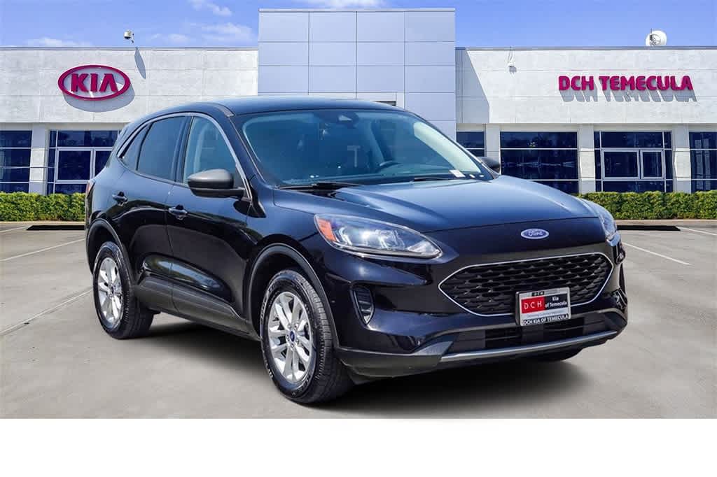 Thumbnail: 2022 Ford Escape - 3