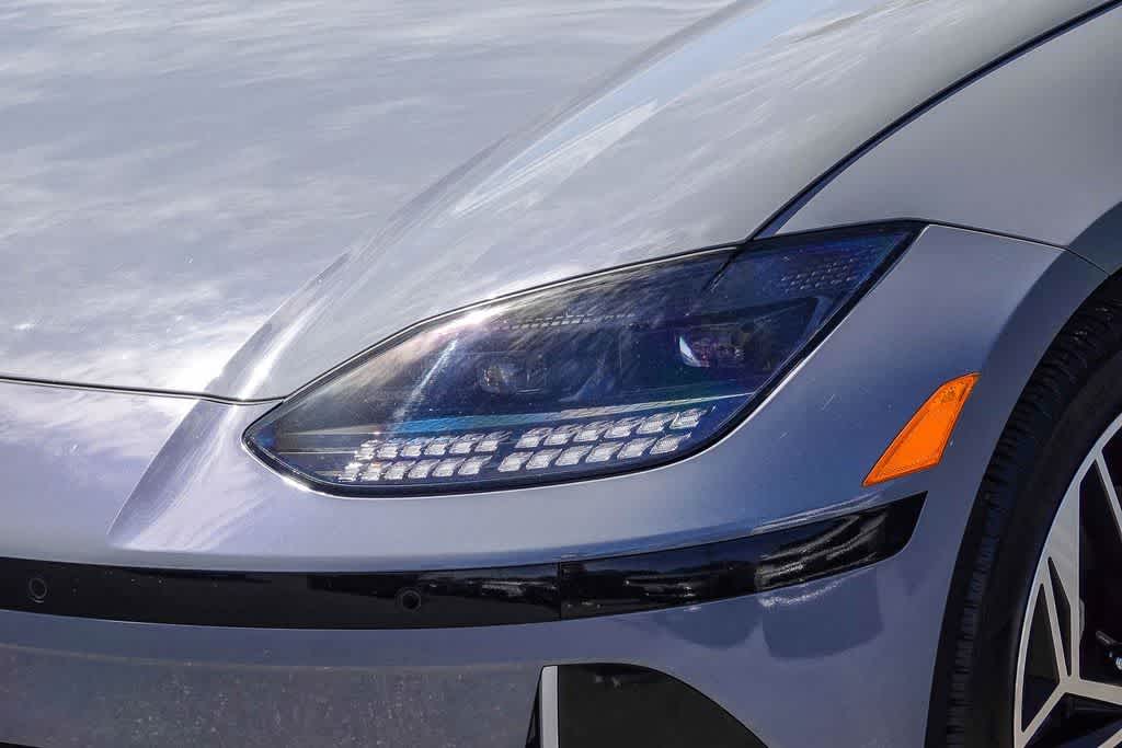 Thumbnail: 2023 Hyundai Ioniq 6 - 8