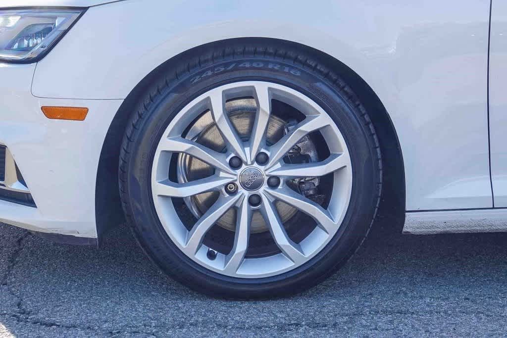 Thumbnail: 2019 Audi A4 - 10