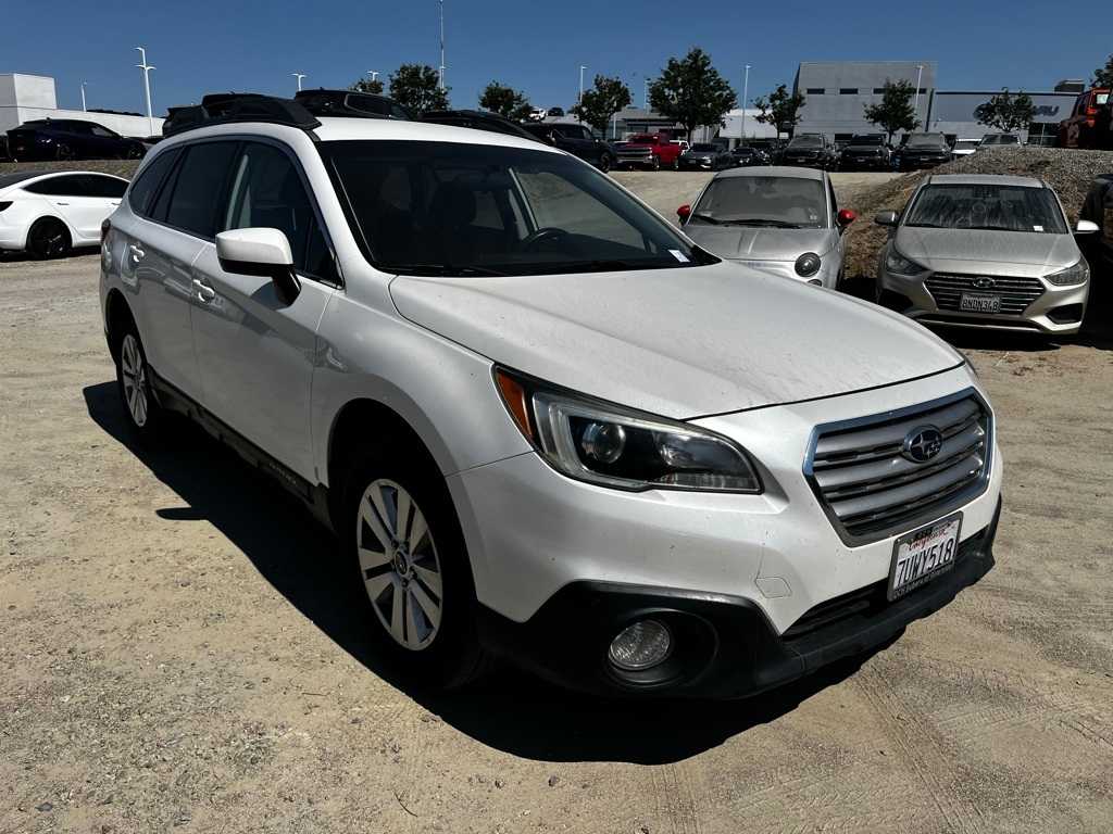 Thumbnail: 2015 Subaru Outback - 3