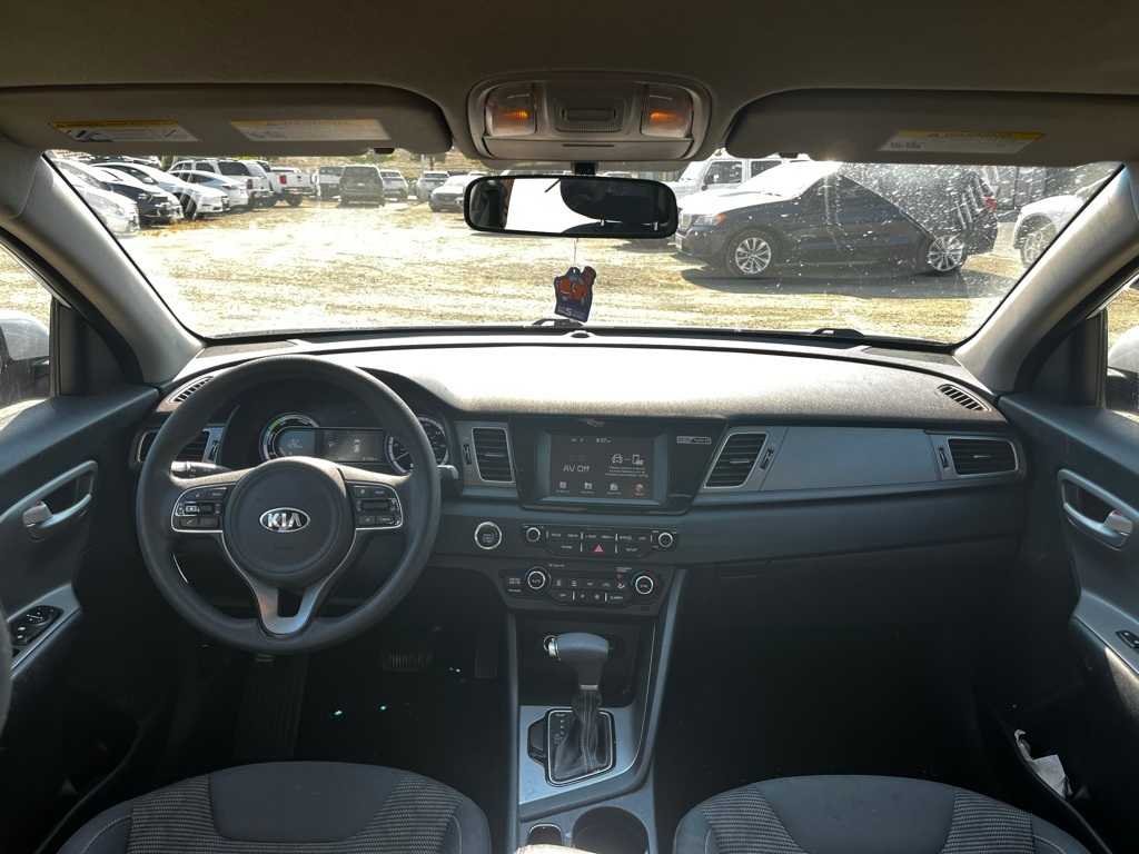 Thumbnail: 2018 Kia Niro - 20