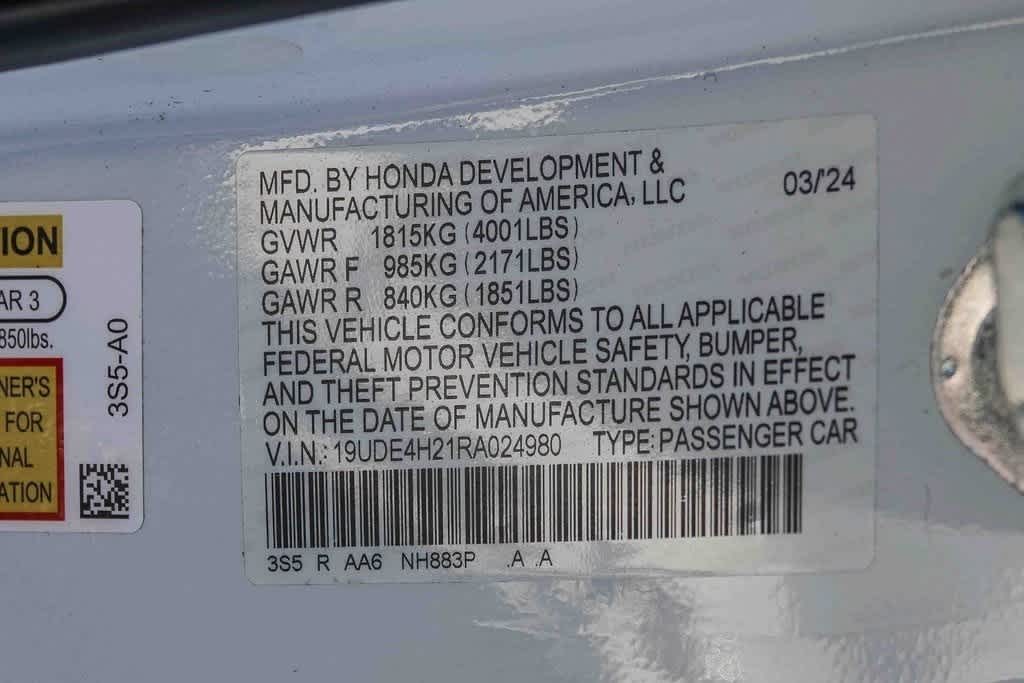 Thumbnail: 2024 Acura Integra - 28